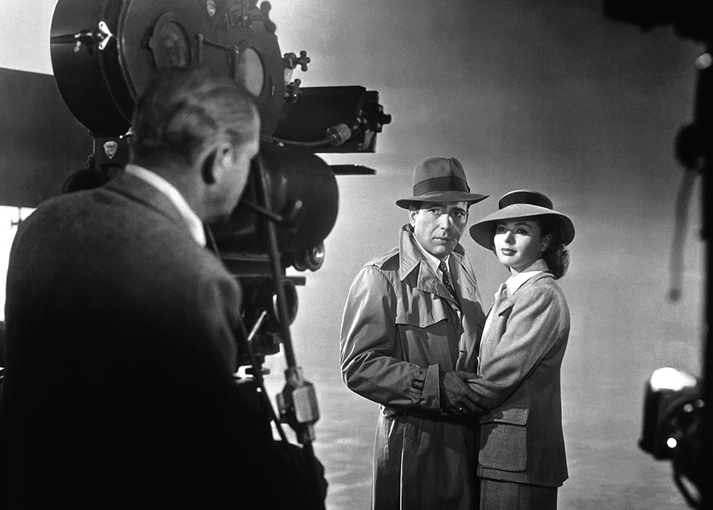 Bogart and Bergman stand for a publicity shot for Casablanca